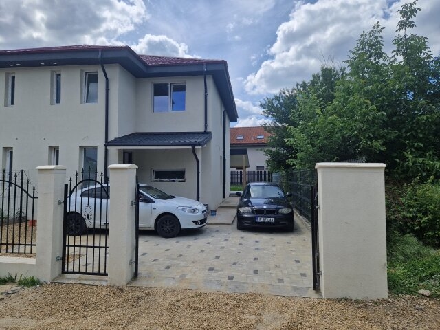 Corbeanca casa 120mp, P+E, 4 camere, teren 300mp